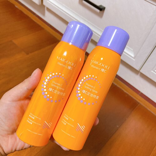 玫黛琳维C定妆喷雾持久保湿