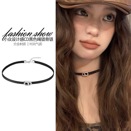 黑色复古设计感百搭项链