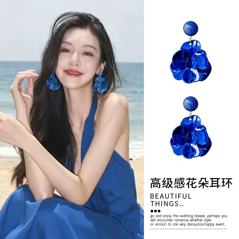 925银针蓝色设计感花朵耳钉女图片