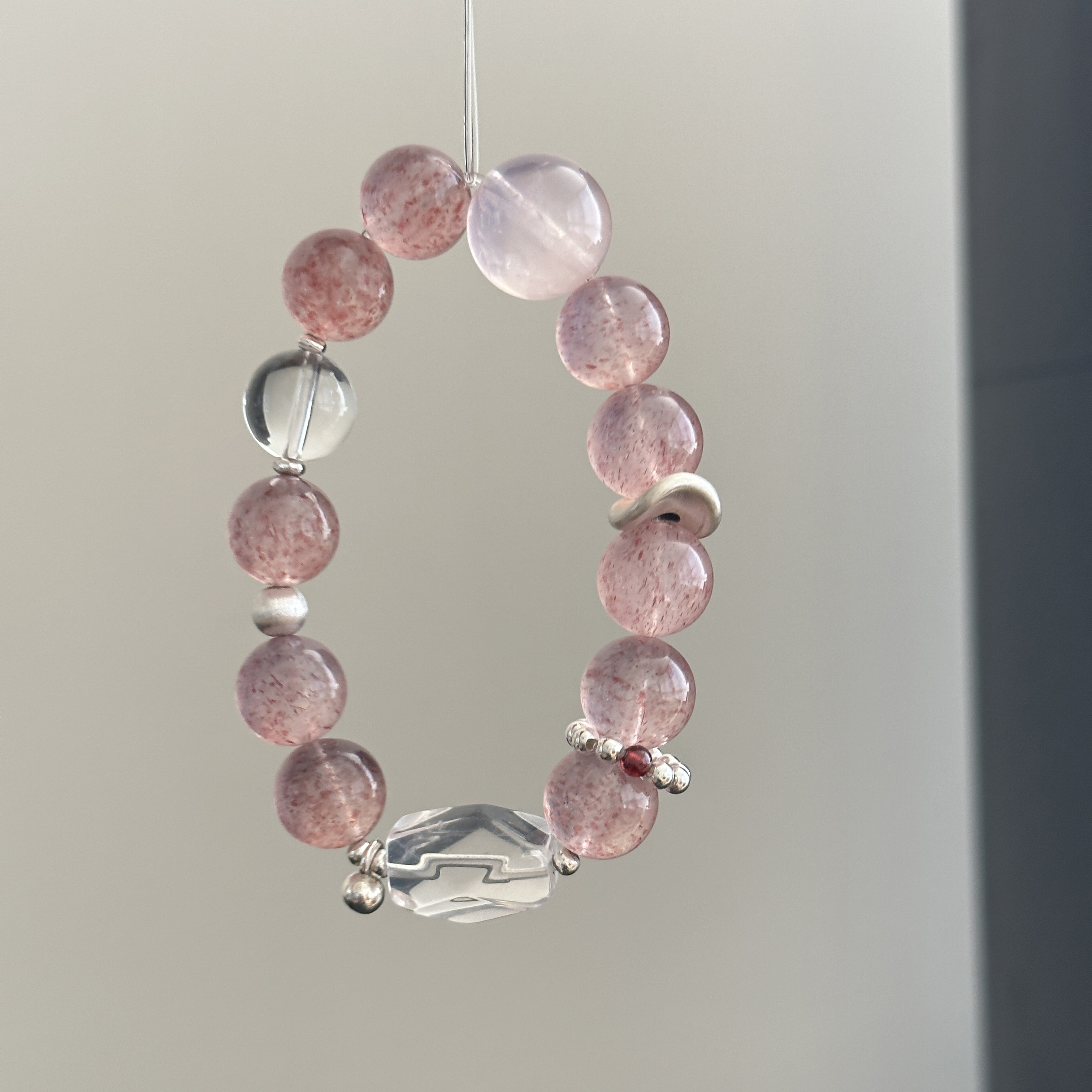 MISS JOJO【莓莓桑内】原创设计时尚气质女草莓粉珠珠银手链 3940,饰品/流行首饰/时尚饰品新,银饰手链,淘宝优惠券,粉丝福利购,淘宝优惠卷