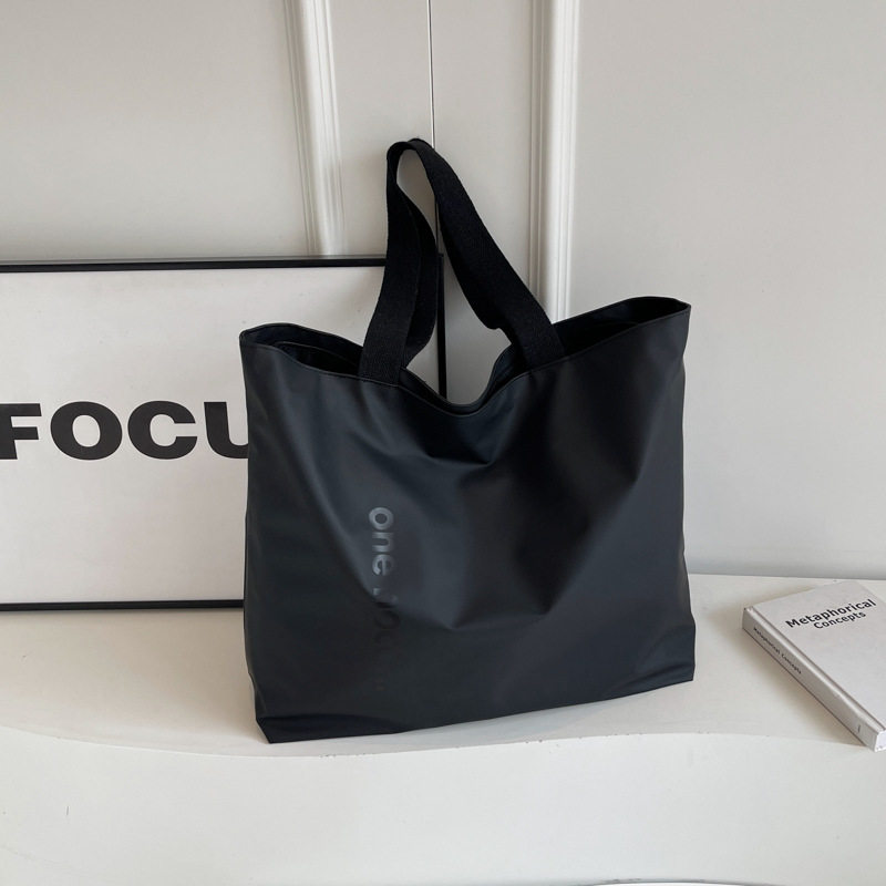 Large capacity commuting tote bag women's new fashionable