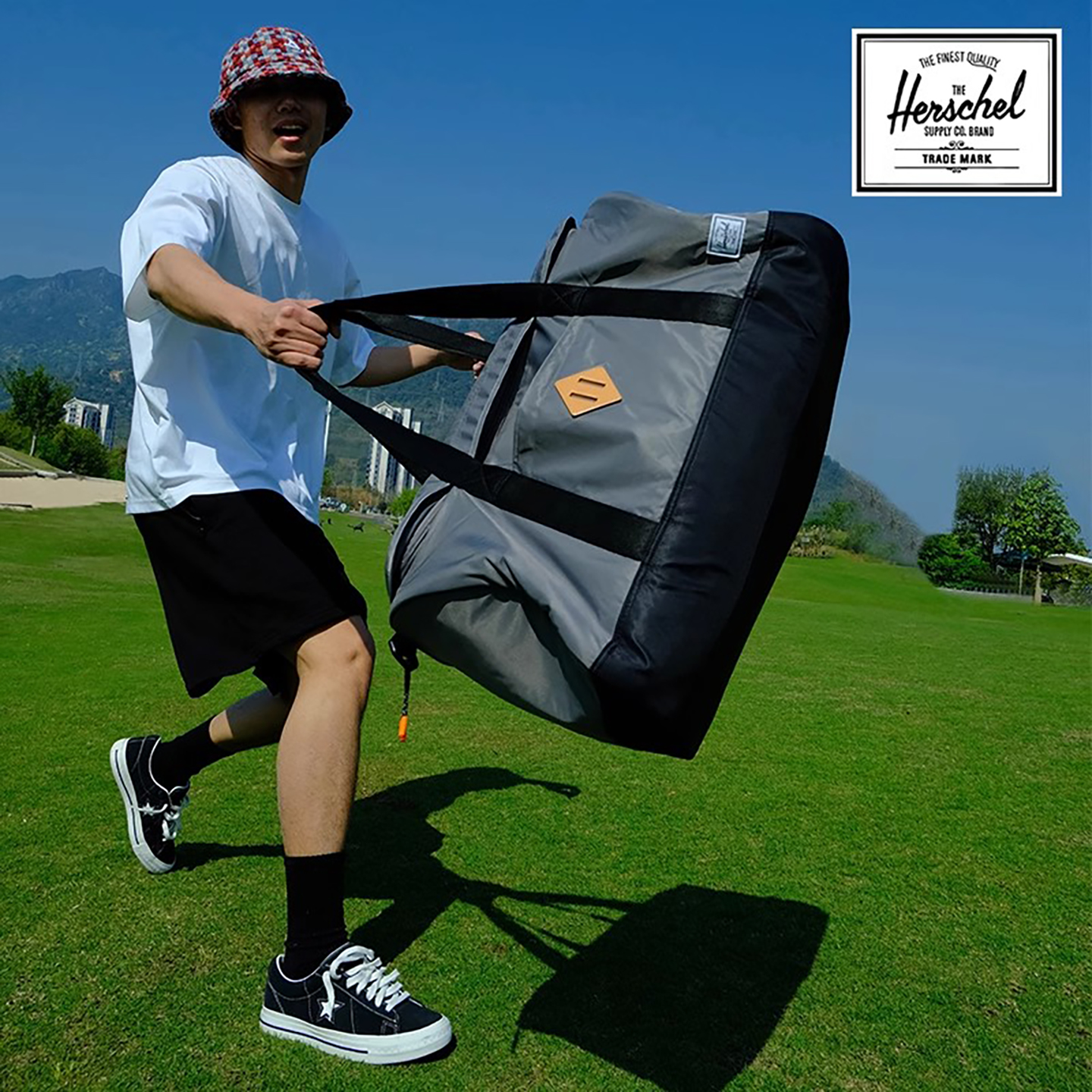 Herschel大容量手提包托特包