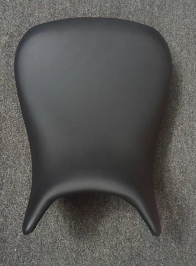 大RGSXR1000L7K1717-18-19-20年前皮座前座包前坐垫