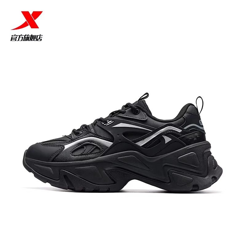 特步女鞋司康鞋老爹鞋2024冬季新款女士黑色皮面休闲鞋子运动鞋