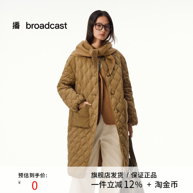 播经典圆领长款羽绒服2025冬新款长外套搭配羊毛围巾DDS4RD5231