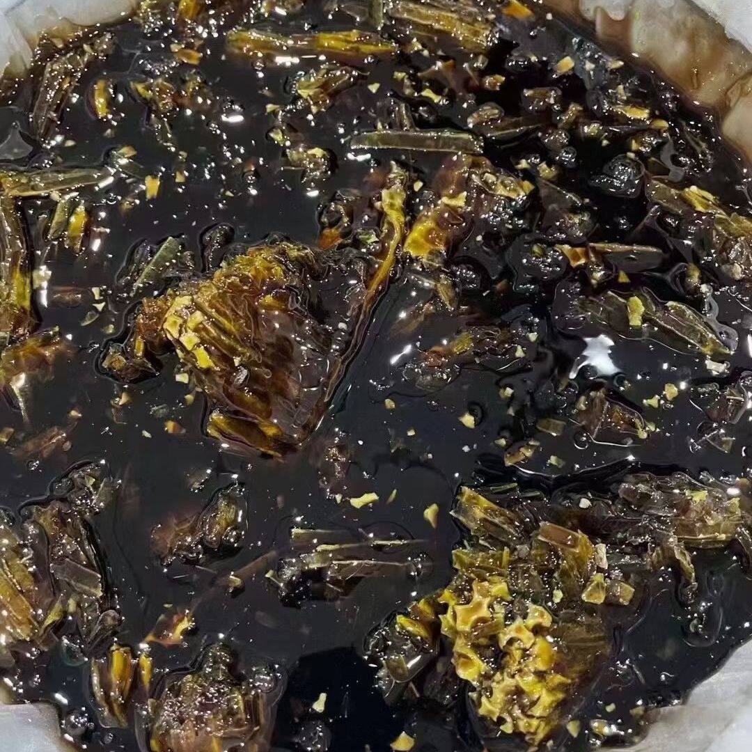 云南野生黑蜂蜜悬崖蜂巢蜜黑蜜米团花黑蜜包纯正天然蜂巢蜜无添加