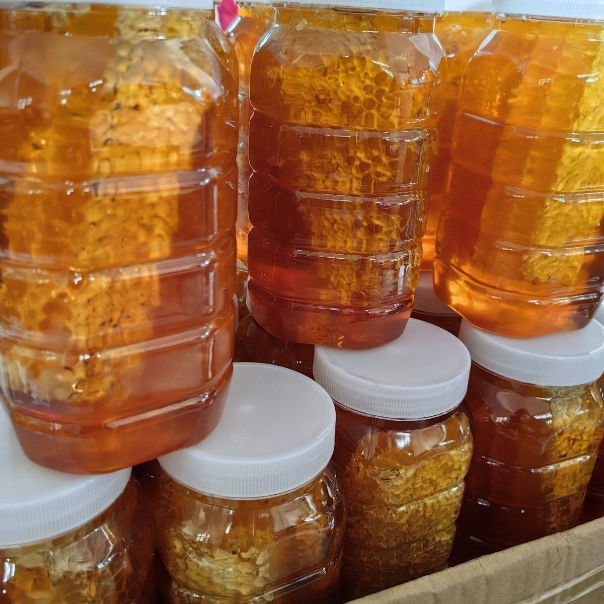 蜂巢蜜正宗纯蜜深山木桶密纯正天然土蜂蜜野生正宗蜂巢加蜜