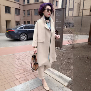 阔太太高端气质时尚中长款空气棉风衣妈妈装休闲纯色大码风衣外套