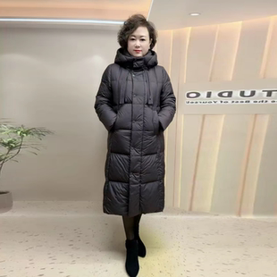 外套 长款 羽绒服中年妈妈时尚 洋气高端90%白鸭绒加厚保暖抗寒冬季