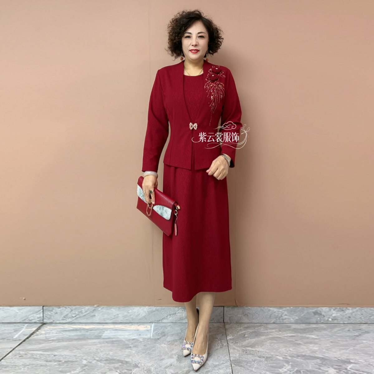 婚宴妈妈装礼服两件套酒红色高端气质结婚喜婆婆礼服显瘦连衣裙女