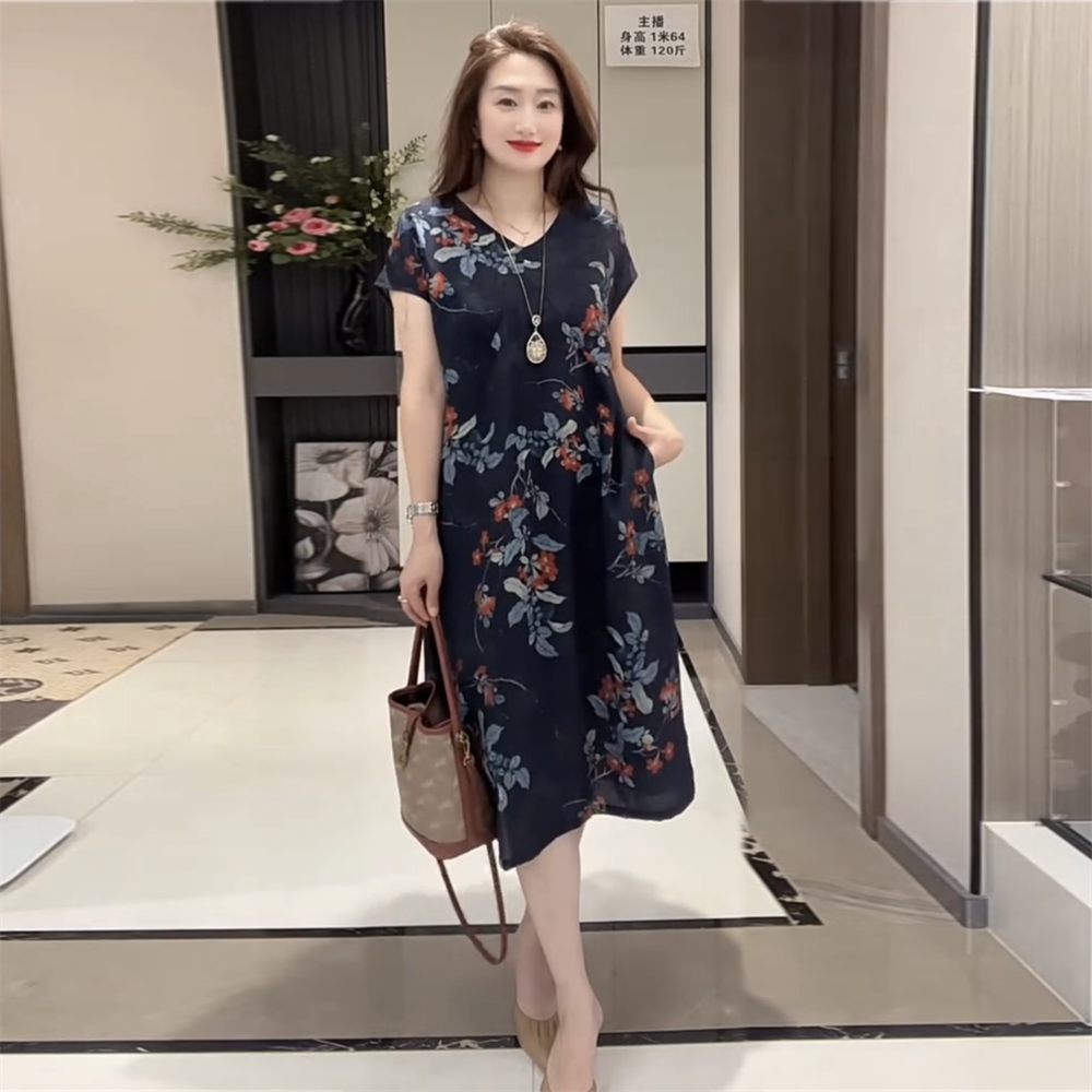 夏季中老年妈妈短袖气质V领印花连衣裙时尚宽松大版遮肉冰棉长裙