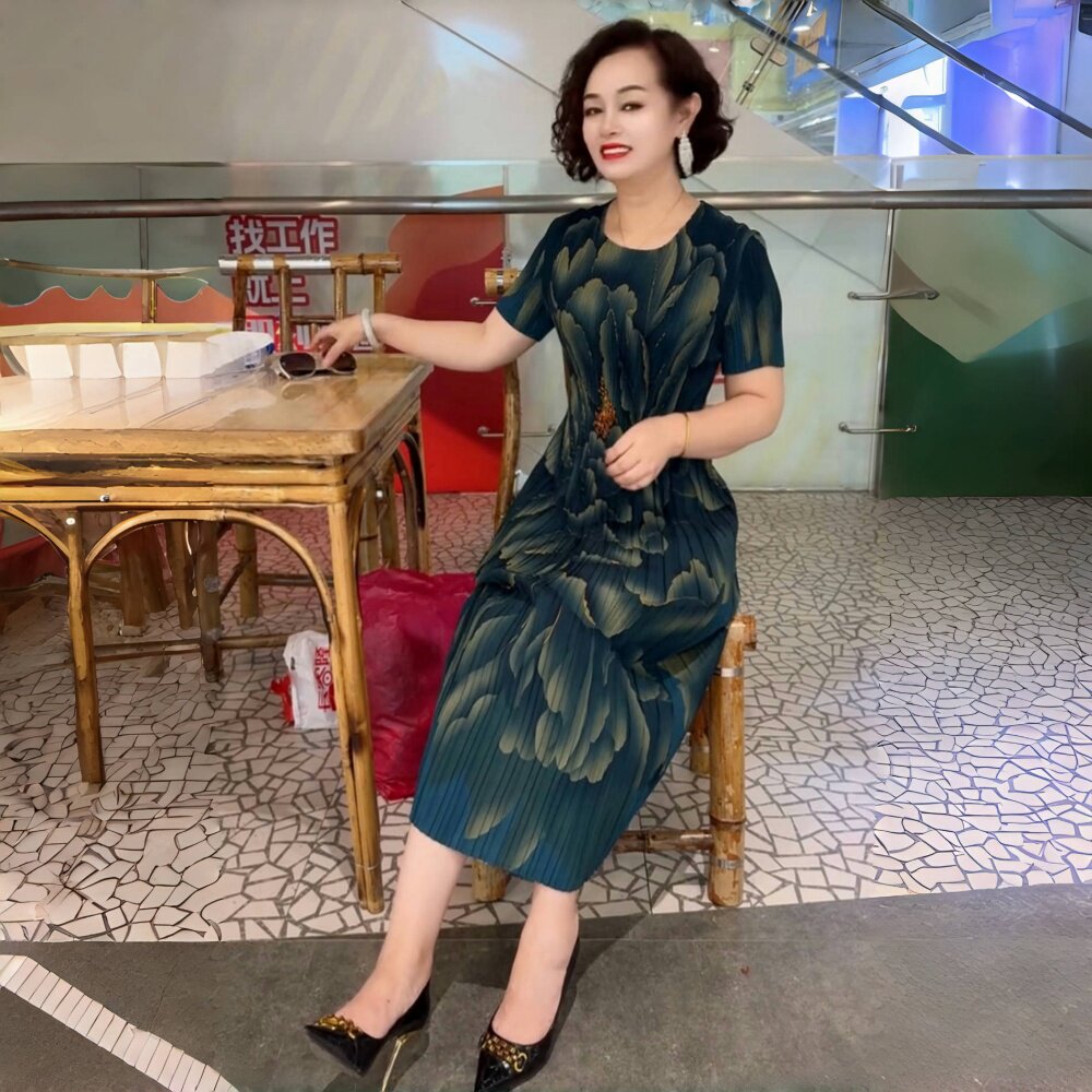 冰丝褶皱连衣裙短袖圆领弹力印花裙夏季妈妈薄款减龄时尚百褶长裙