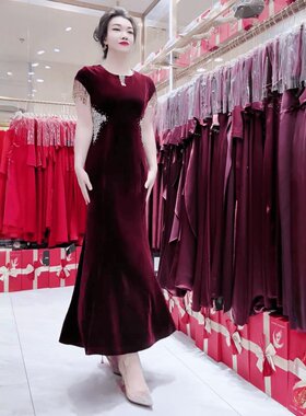 喜婆婆婚宴短袖妈妈结婚洋气丈母娘礼服丝绒重工长款鱼尾连衣裙