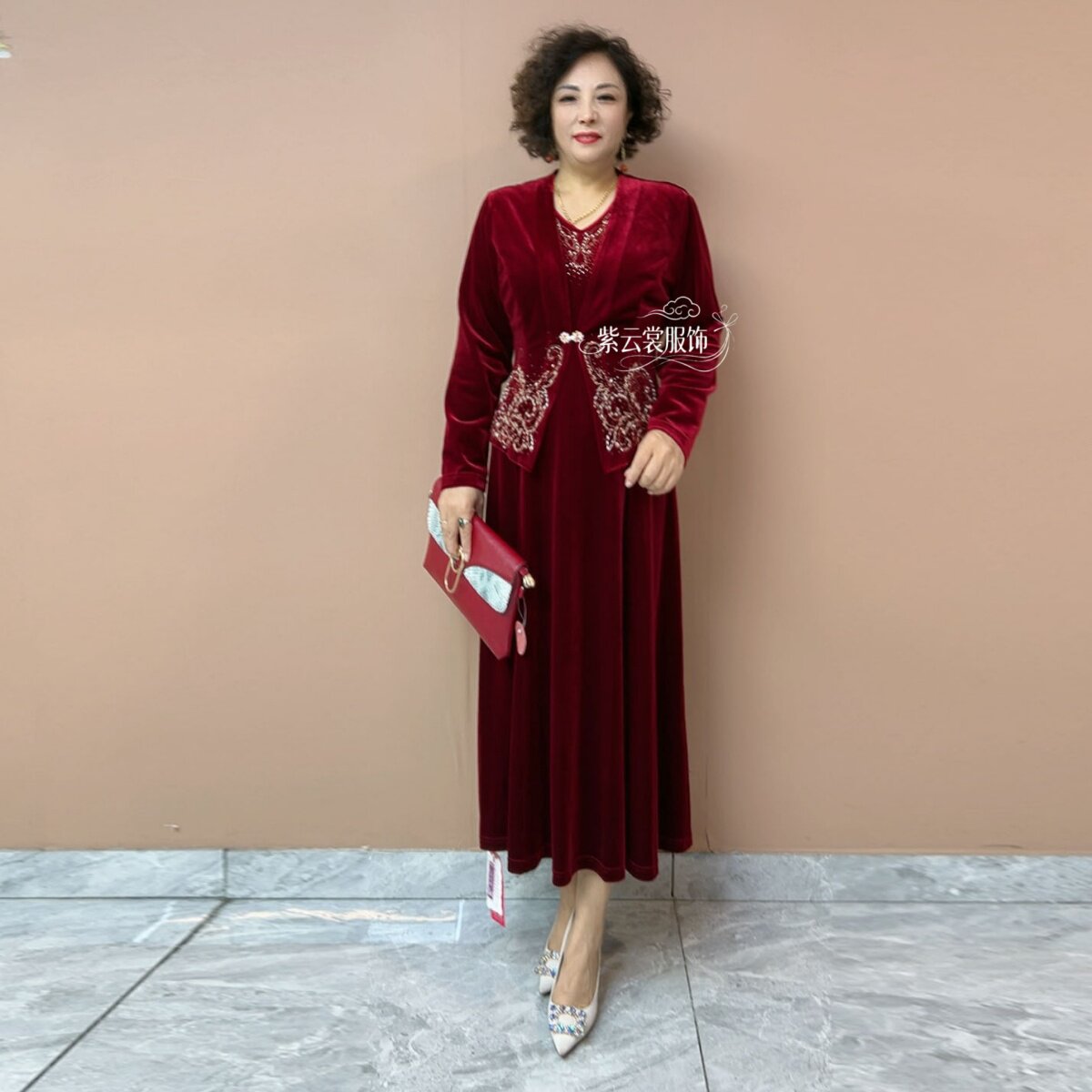 高端气质中老年连衣裙两件套宽松中长款喜婆婆礼服妈妈敬酒服套裙