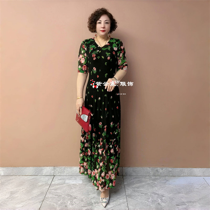 阔太太中年妈妈夏季短袖台湾纱连衣裙弹力大码气质加长款碎花裙子