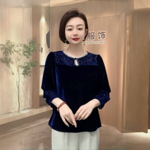 秋冬新款中老年丝绒洋气镂空烧花大码宽松遮肉妈妈装弹力气质小衫