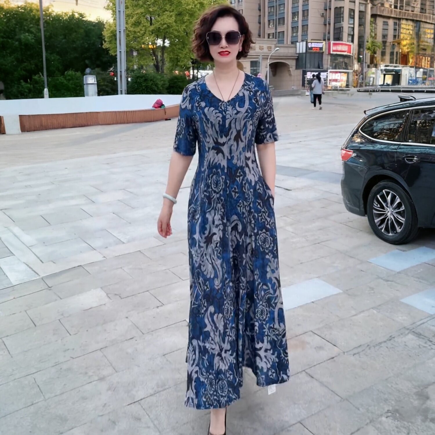 高端气质年轻妈妈冰丝弹力连衣裙夏季高弹大码短袖长裙收腰大摆裙