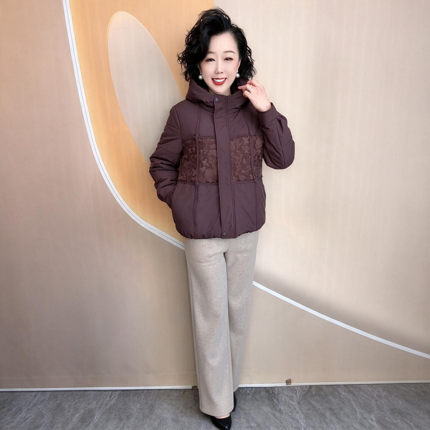 时尚连帽棉服冬季加厚棉袄短款拼接棉衣中老年妈妈装洋气时尚棉衣