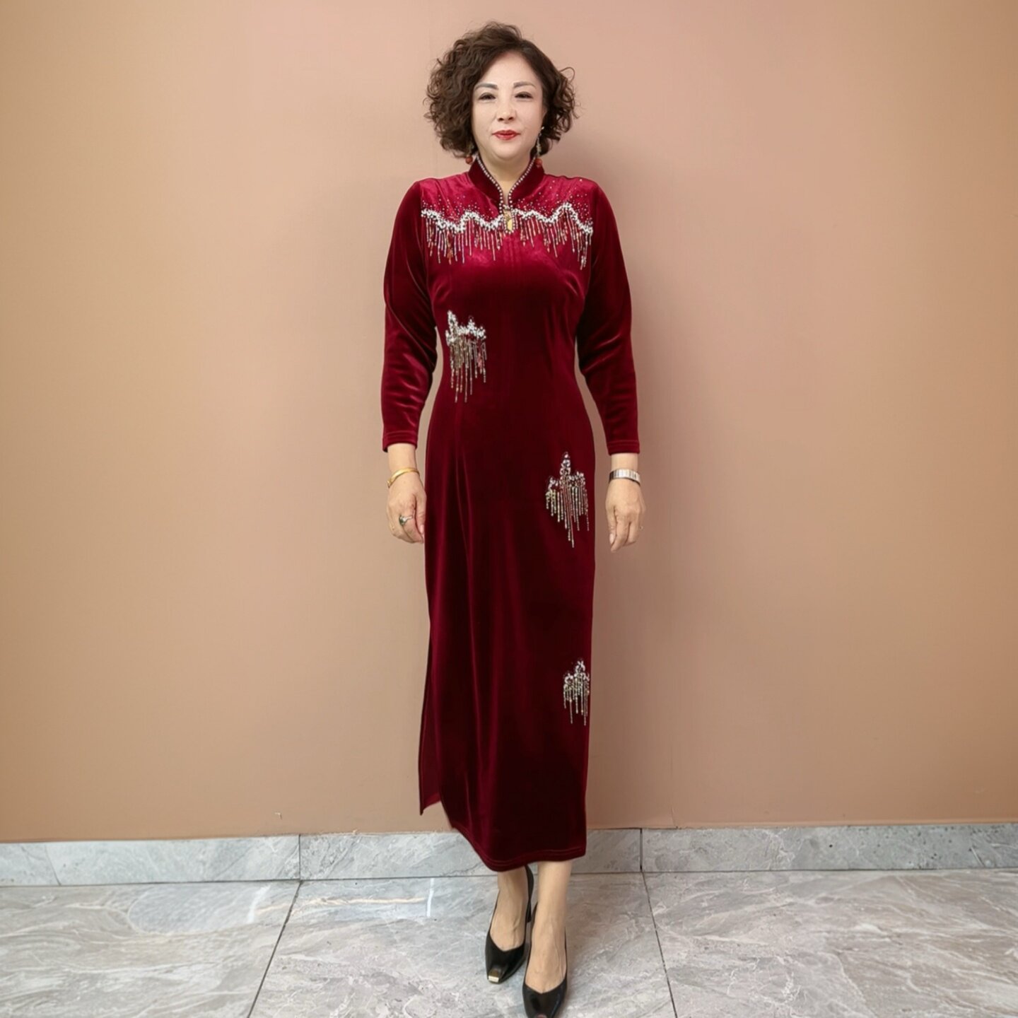 喜妈妈装结婚礼服轻奢高级感喜婆婆婚宴装金丝绒新款高贵旗袍长裙