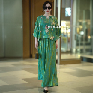 春夏新款贵气浮光锦重工绣花短款宽松上衣洋气年轻妈妈大码两件套