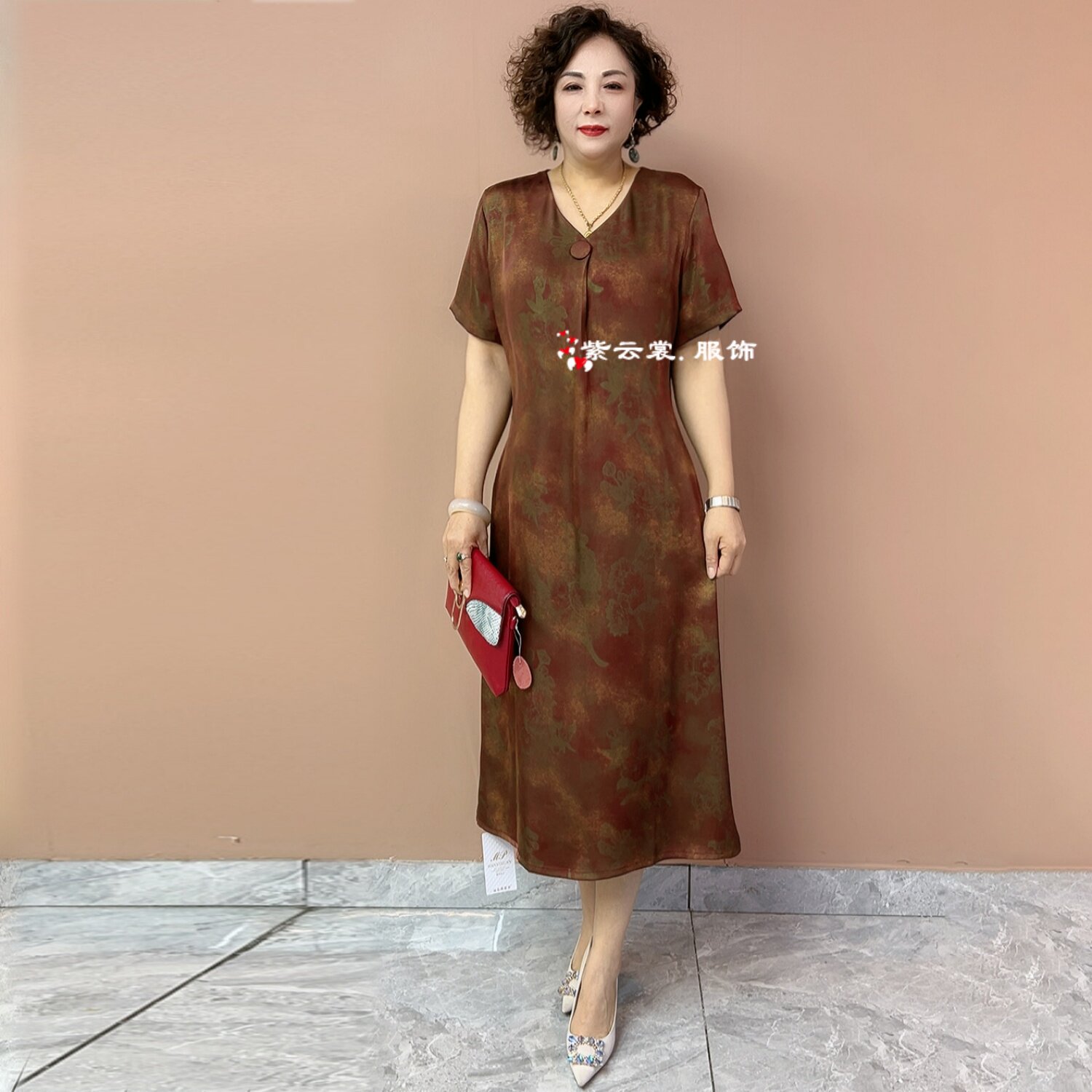 夏季中式国风中年妈妈装复古时尚V领长款改良旗袍醋酸宽松连衣裙