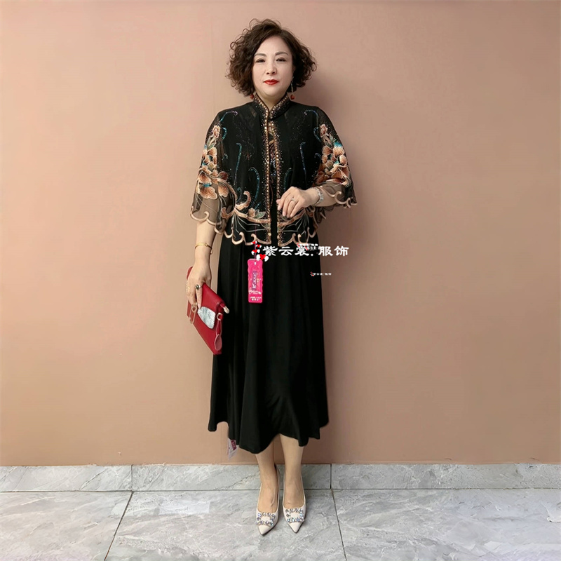 夏季中年妈妈显瘦大码防晒短款绣花百搭小外披长款礼服连衣裙套装