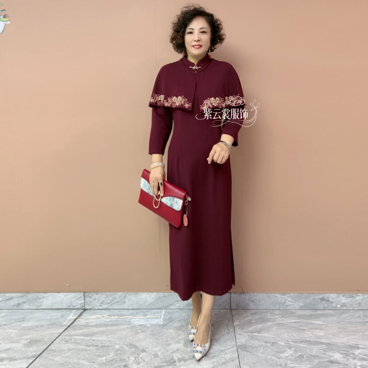 结婚妈妈礼服高贵喜婆婆婚宴时尚丈母娘旗袍刺绣披肩两件套连衣裙