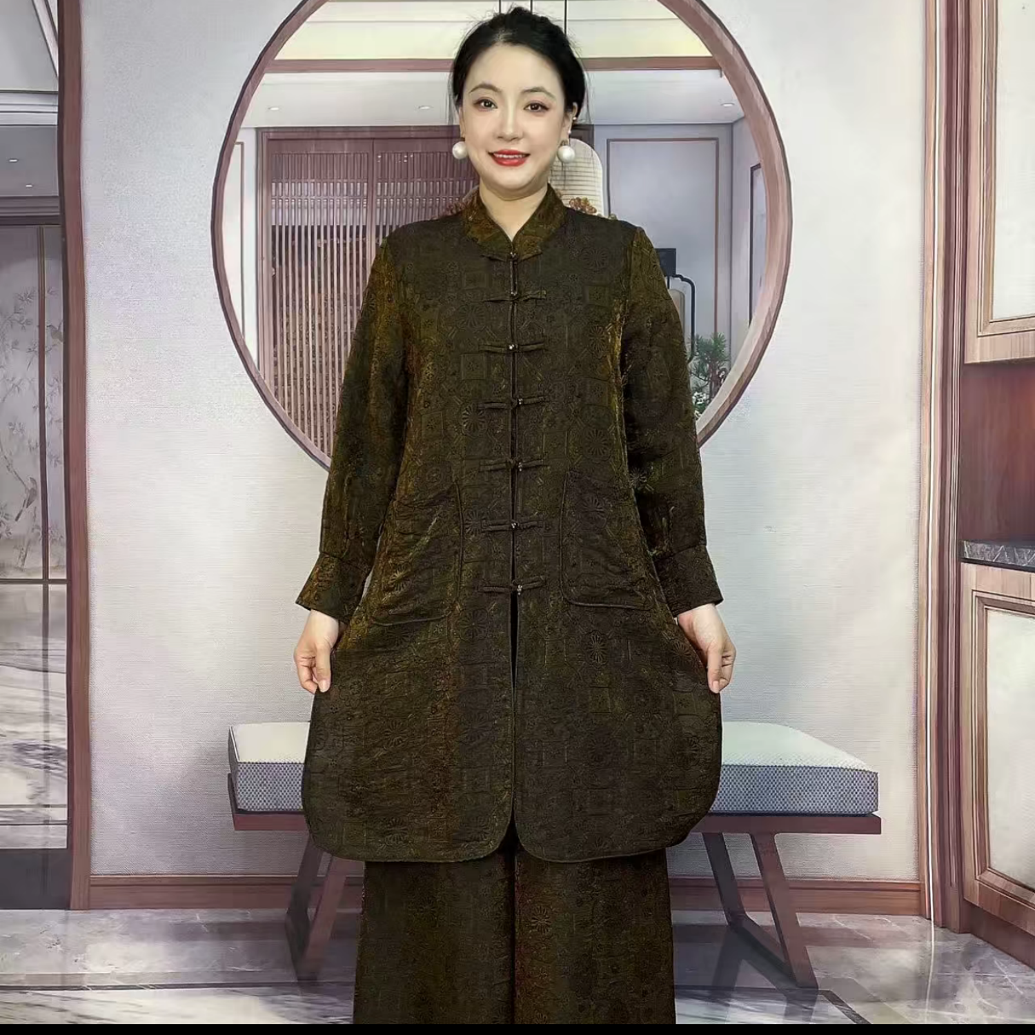高贵气质时尚年轻妈妈浮光锦提花国风中长款宽松大码薄款风衣外套