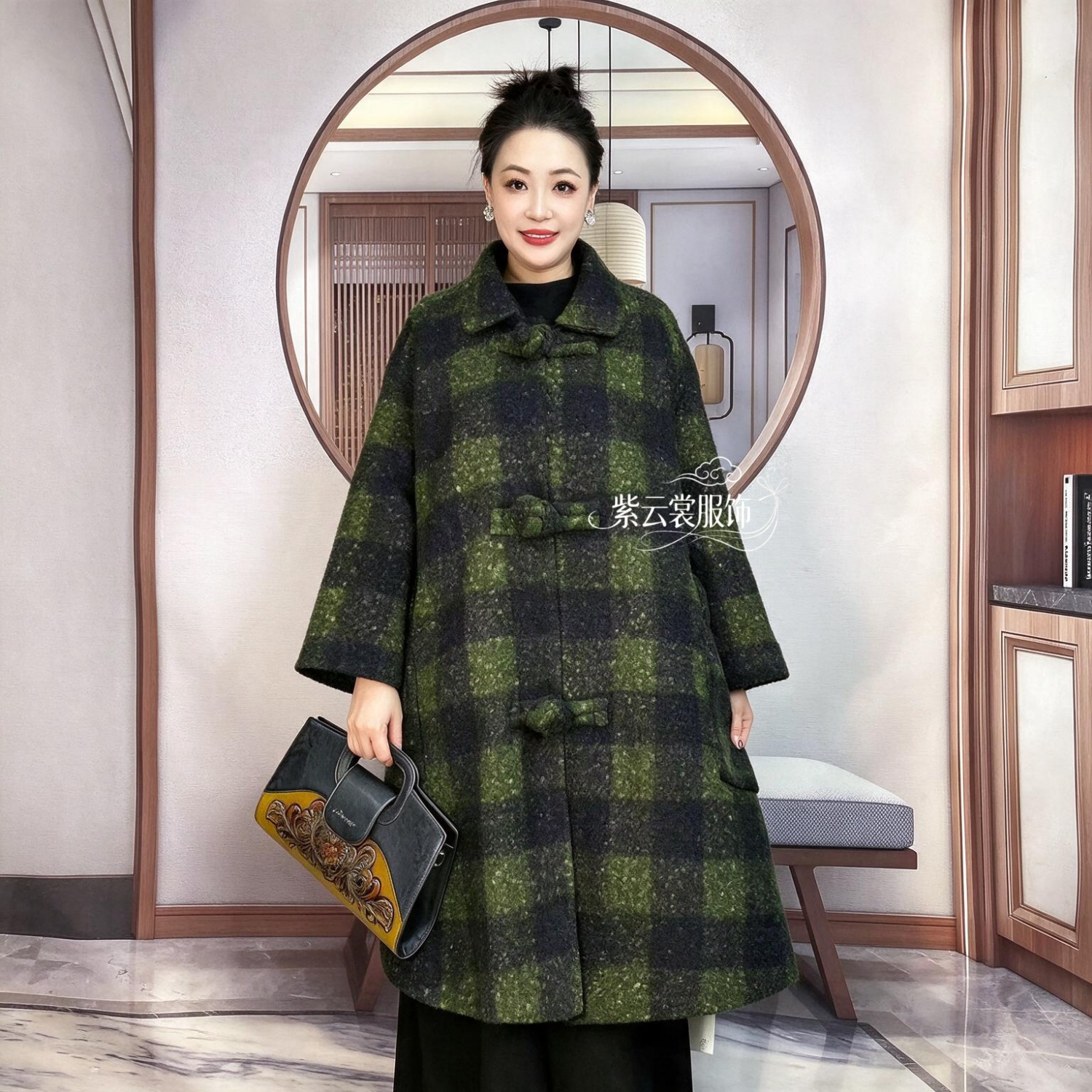 冬季加厚保暖中长款毛呢风衣时尚宽松大码外套妈妈装百搭格子大衣