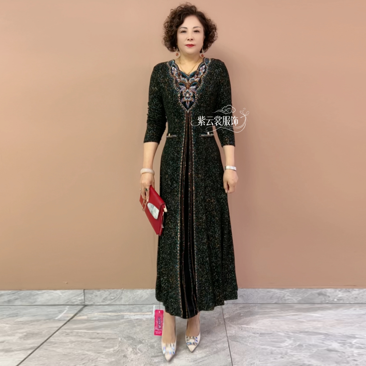 中年妈妈气质连衣裙显瘦洋气弹力春秋大码收腰遮肚子过膝镶钻长裙