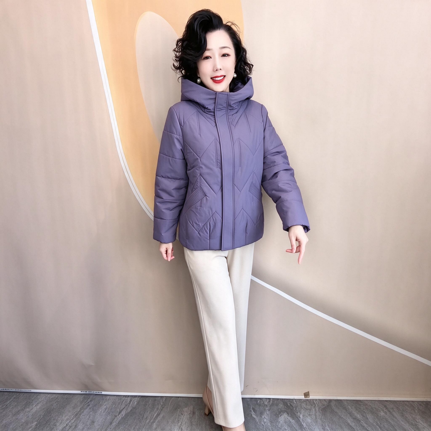 高端时尚连帽棉服冬季加厚棉袄保暖棉衣中老年妈妈装宽松大码外套