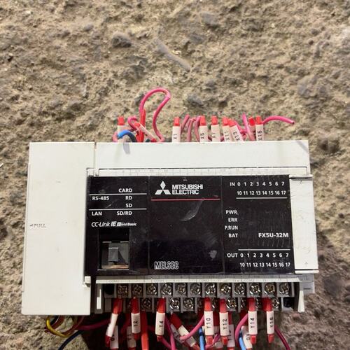 议价PLCFX5U-32MT/ESFX5U-16MT/ESFX5U-64MT/ES