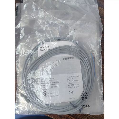 -24V-K2.5L-OESME-8M-DS-24V-K-0,3-M8DSME-10M-DS-24V-E-0,3-M12