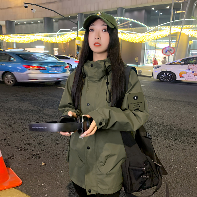 春秋季外套男女款冲锋衣2025新款爆小个子夹克登山服户外软壳薄款
