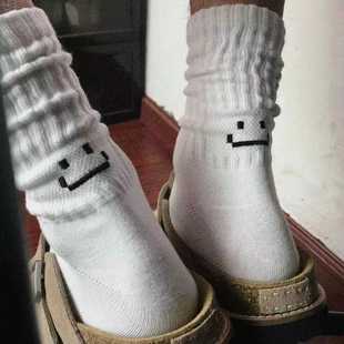 这谁受得了!舒适百搭又时髦!春高颜值爆款网红笑脸纯色堆堆运动