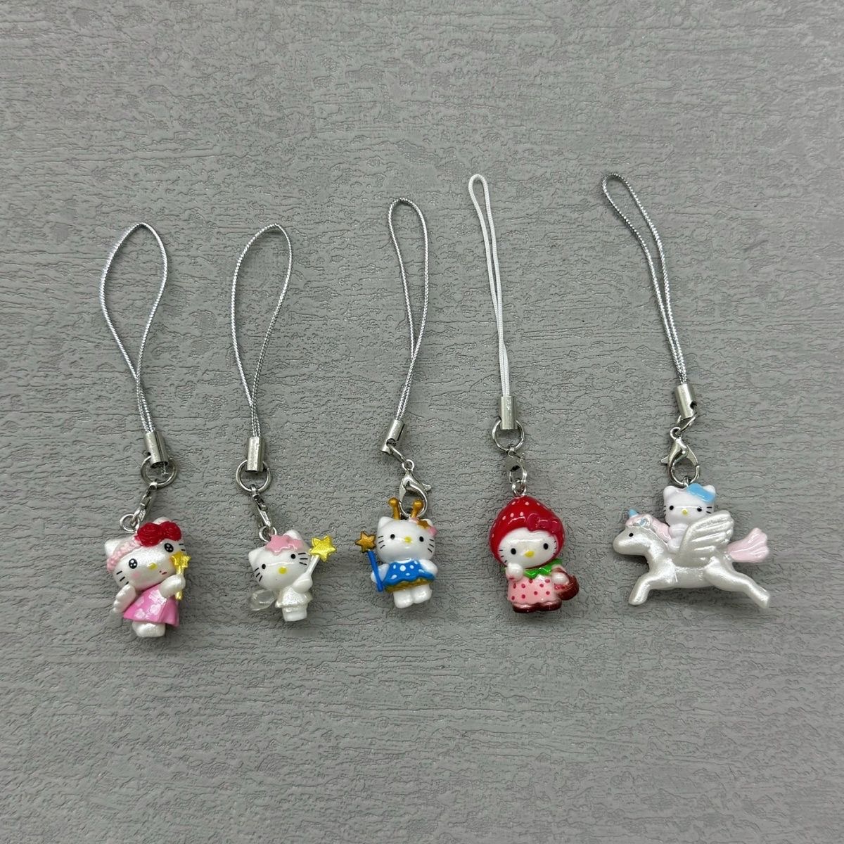 hellokitty串珠挂件钥匙扣百搭可爱卡通手机链CCD相机挂链女潮款