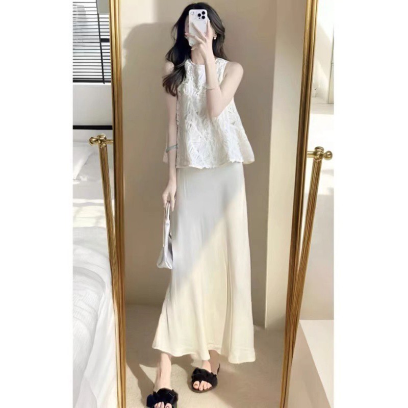 新款洋气减龄时尚套装搭配女夏季温柔风镂空上衣高腰半身裙两件套