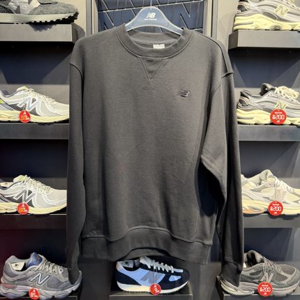 New BalanceNB新百伦25秋冬新款男经典套头圆领卫衣内搭MT41506