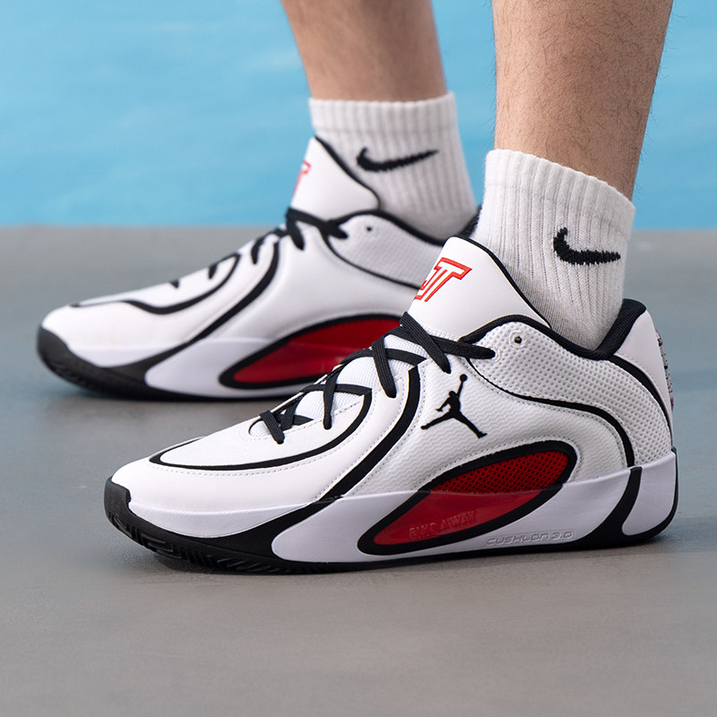 正品Nike耐克JORDAN男舒适透气缓震实战运动休闲篮球鞋HQ4613-101