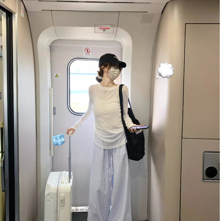 天丝罗纹 设计感郁金香印花长袖t恤夏季新款薄款修身防晒衫上衣