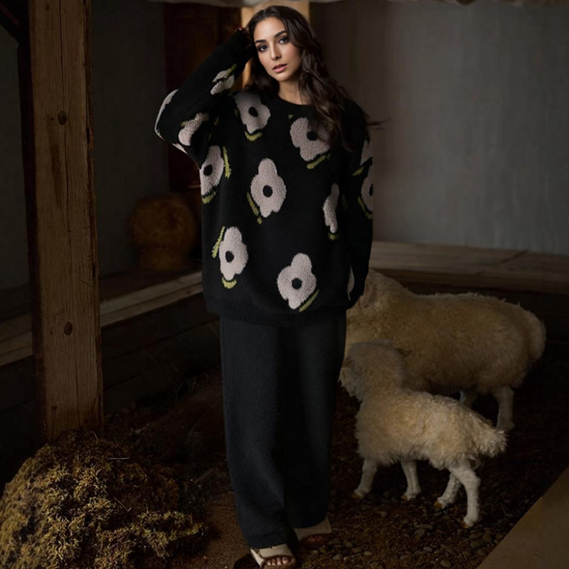 原创睡衣女珊瑚绒秋冬走秀设计师