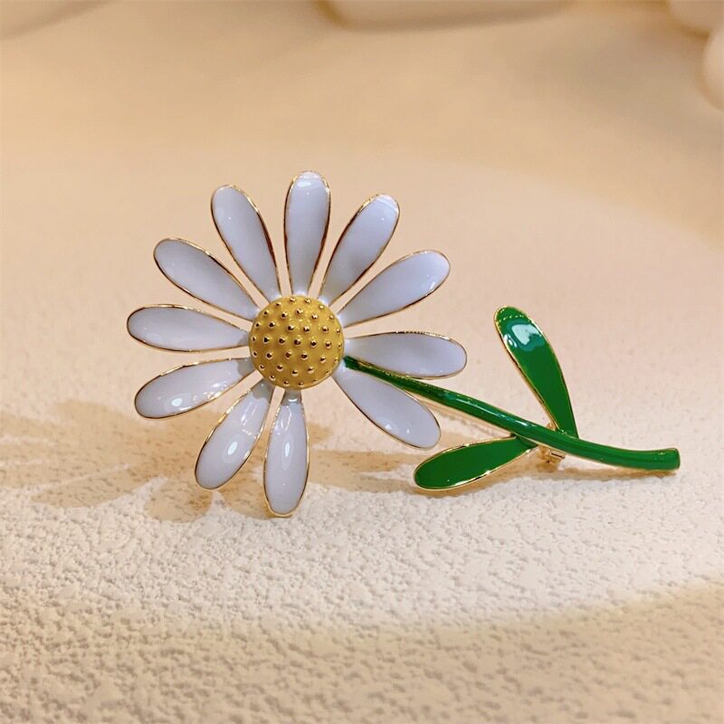 GD权志龙同款大花瓣雏菊胸针高档ins太阳花金属徽章男女夏季配饰