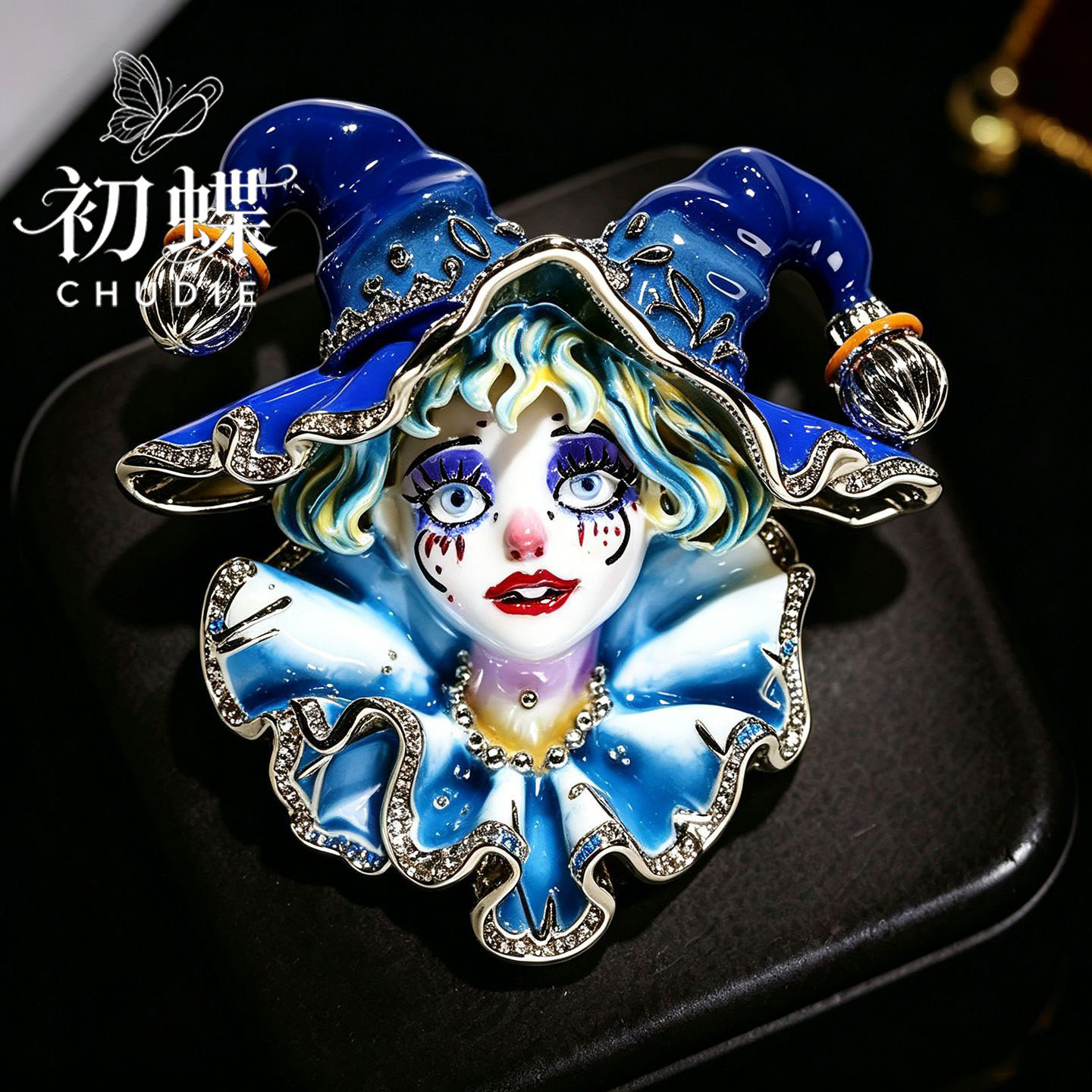 高级感奢华精致设计师小丑胸针