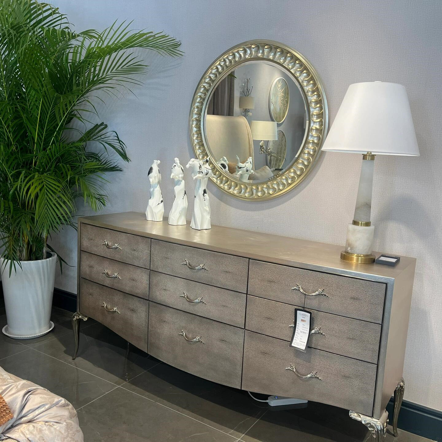 欧式轻奢风客厅斗柜中古香槟金