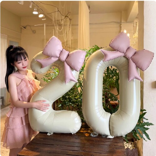 ins40寸奶油铝膜气球粉色膜蝴蝶结拍照装饰道具生日场景派对布置