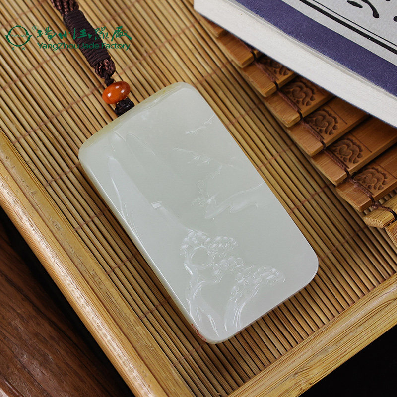 玉缘天然和田玉新疆白玉籽料山水牌大师工油润细腻结构少送礼收藏