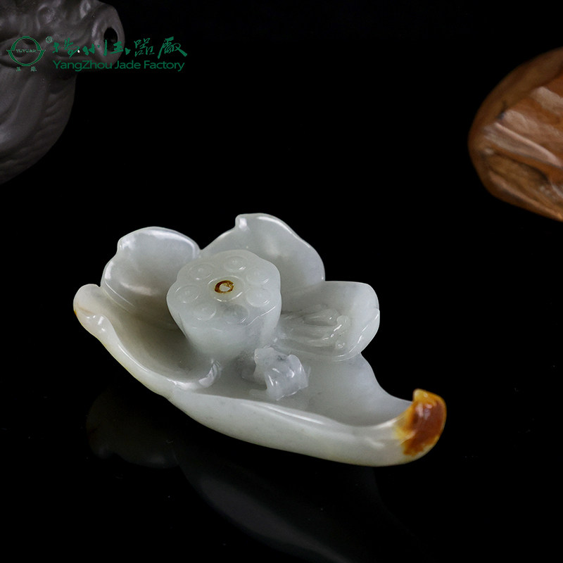 玉缘新疆白玉籽料貔貅把件