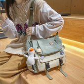 可爱日系斜挎包大容量学生上课包包女2021新款 百搭单肩帆布邮差包
