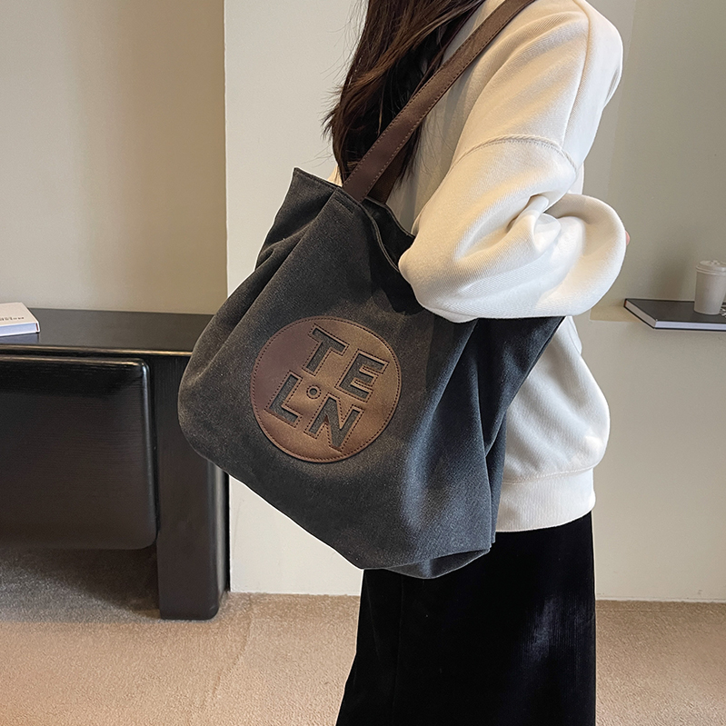 伊梵络帆布包包女大容量2024新