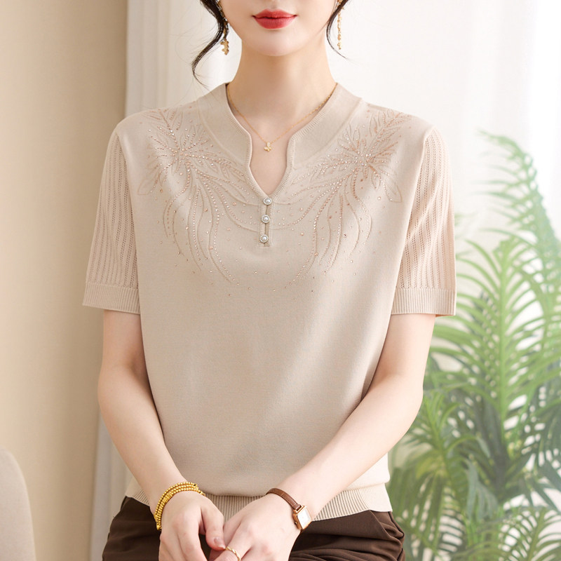 2026新款洋气短袖上衣夏季气质女人百搭冰丝女装薄款T恤针织小衫
